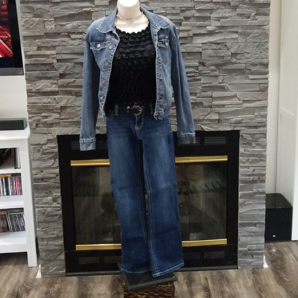 💐 Donating 6/1/20 NWT bubble top